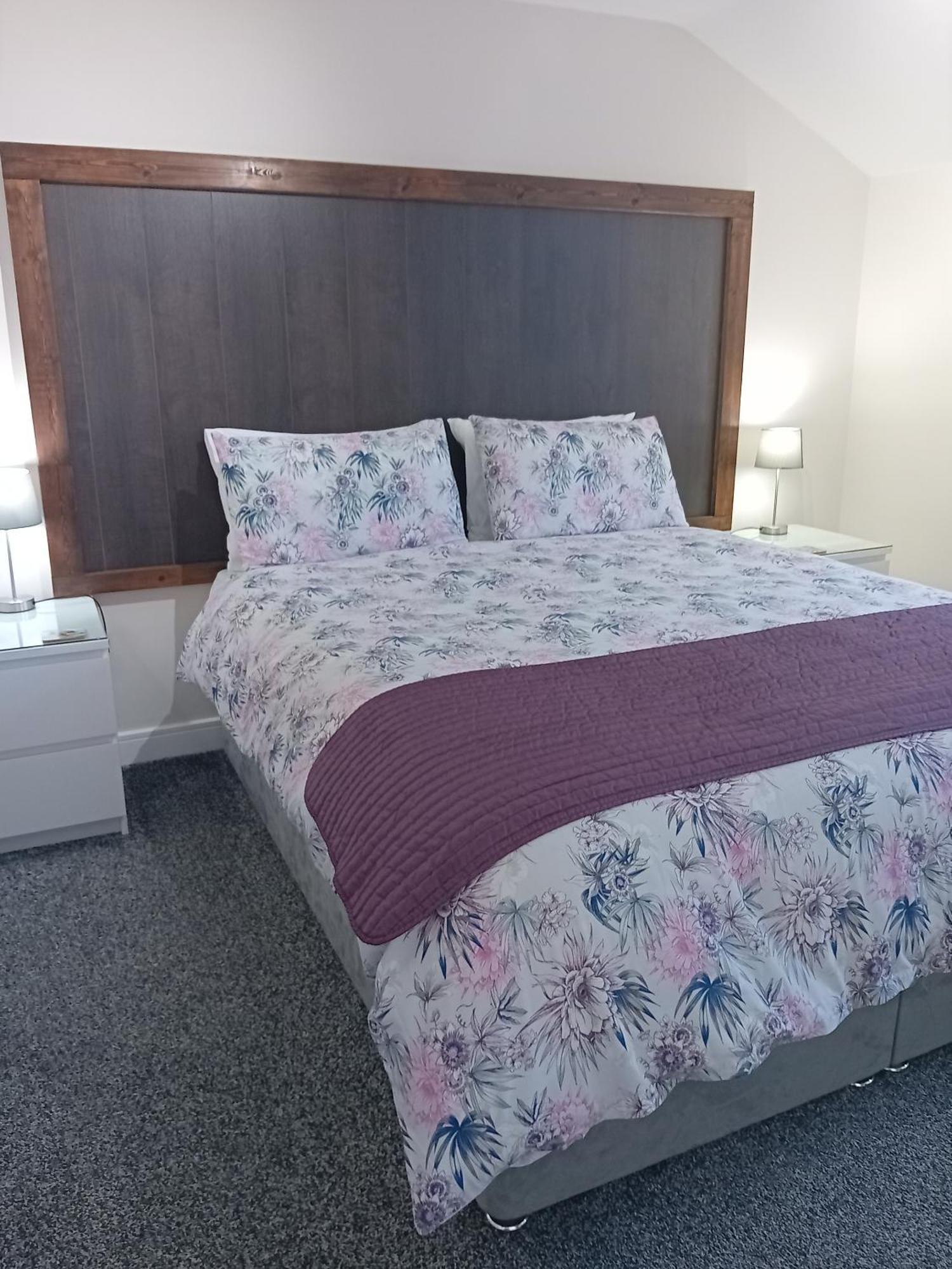 مبيت وإفطار كوفنتري Middle House المظهر الخارجي الصورة